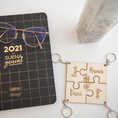 4 Llavero de madera Familia... 2